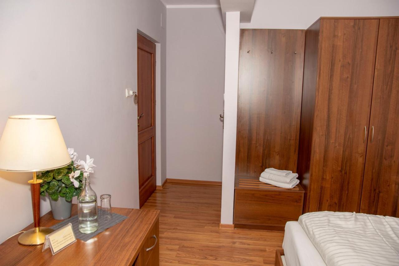 Weranda Rooms Тичи Екстериор снимка