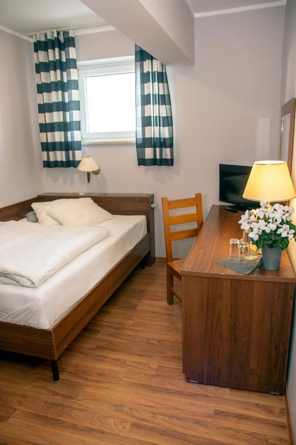 Weranda Rooms Тичи Екстериор снимка